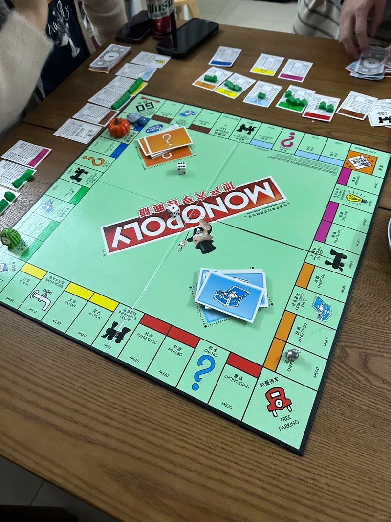 لعبة مونوبولي كلاسيكية من هاسب - مراجعة Hasbro Game Monopoly وسعره