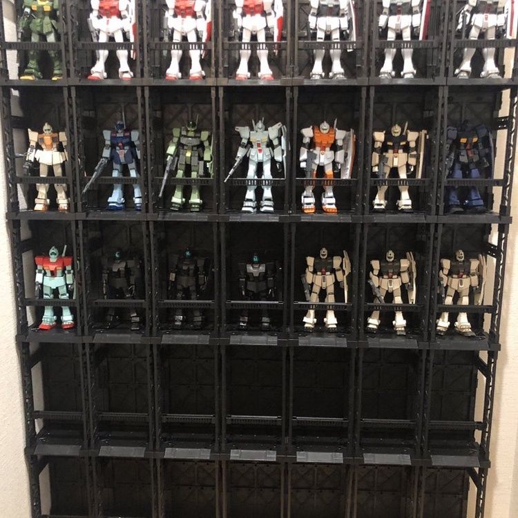 متوفر: حامل عرض ورف تخزين وقاع - مراجعة Bandai Model Gundam Hg وسعره